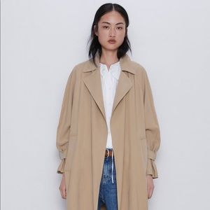 Float Trench Coat w/ Pockets